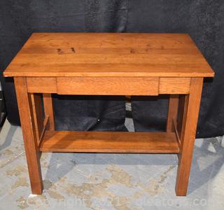 Traditional Oak Library / Study Table With Drawer 